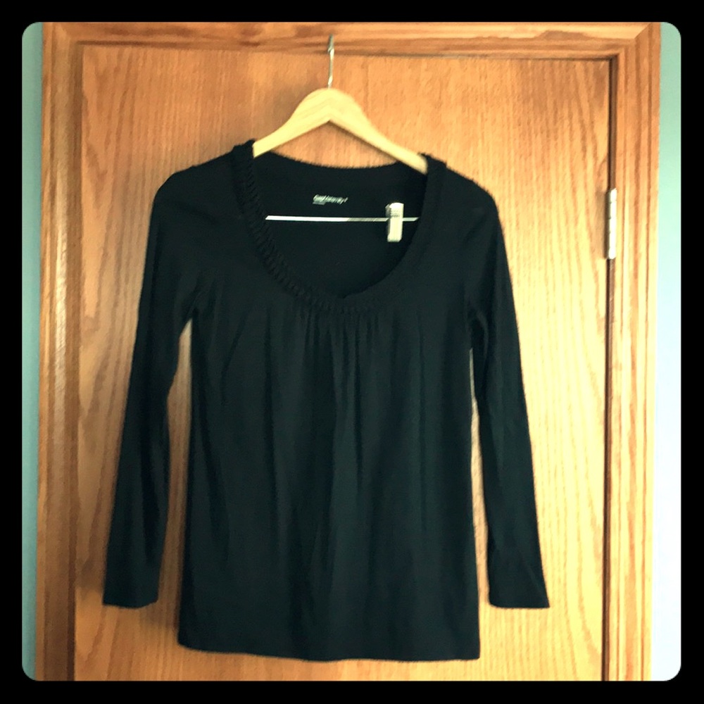 Gap Maternity shirt
